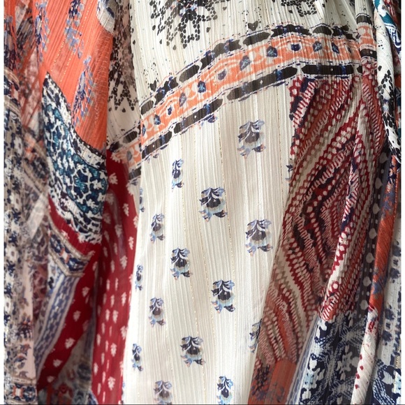 New✨ Printed long sleeve top - Picture 5 of 10